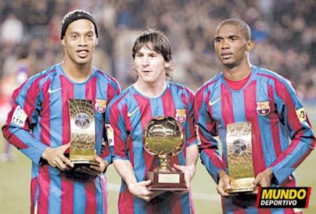 son excellence eto'o fils et ces serviteurs de ball!!!!
